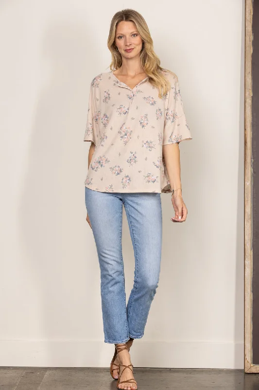 women's tops for those who want to add a personal touch to their wardrobe with unique and one-of-a-kind piecesBEIGE FLORAL PRINT SHORT SLEEVES WAFFLE KNIT TOP T1909-4