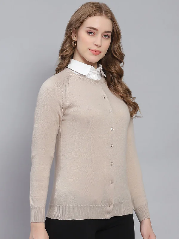 Oversized SweatersWomen Beige Solid Round Neck Full Sleeve Cardigans