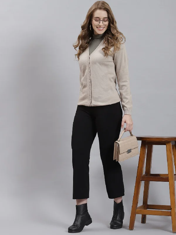 Luxurious Oversized Cardigan SweatersWomen Beige Solid Cardigan