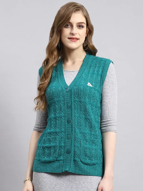 Crewneck SweatersWomen Green Self Cardigan