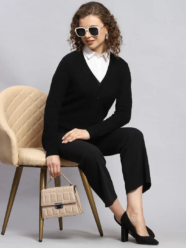 Thick Turtle-Neck Wool SweatersWomen Black Self Cardigan