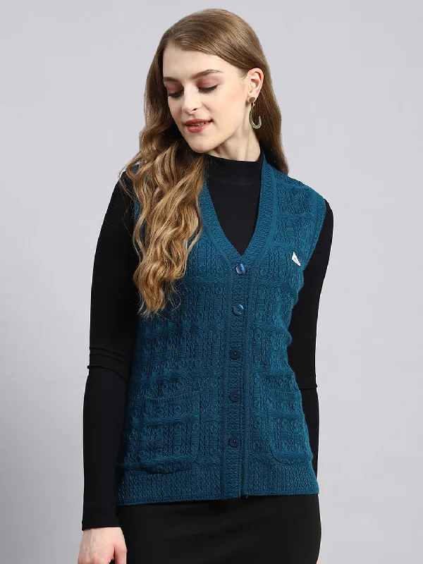 Cozy SweatersWomen Blue Self Cardigan